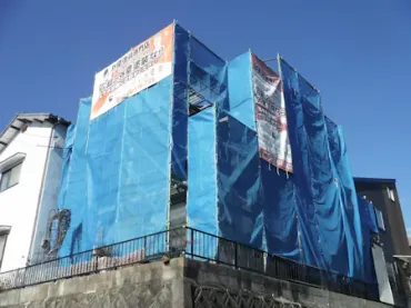 K様のお宅は築48年、木造(在来工法)2階建てのお宅です。 屋根は陶器瓦(和型J型) 広島市安佐北区可部町・K様サムネイル画像