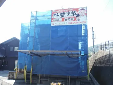 T様のお宅は築20年、木造2階建ての洋風住宅です。 屋根はスレート瓦(Kmew グリシェイド クアッド)広島市安佐北区落合南・T様サムネイル画像